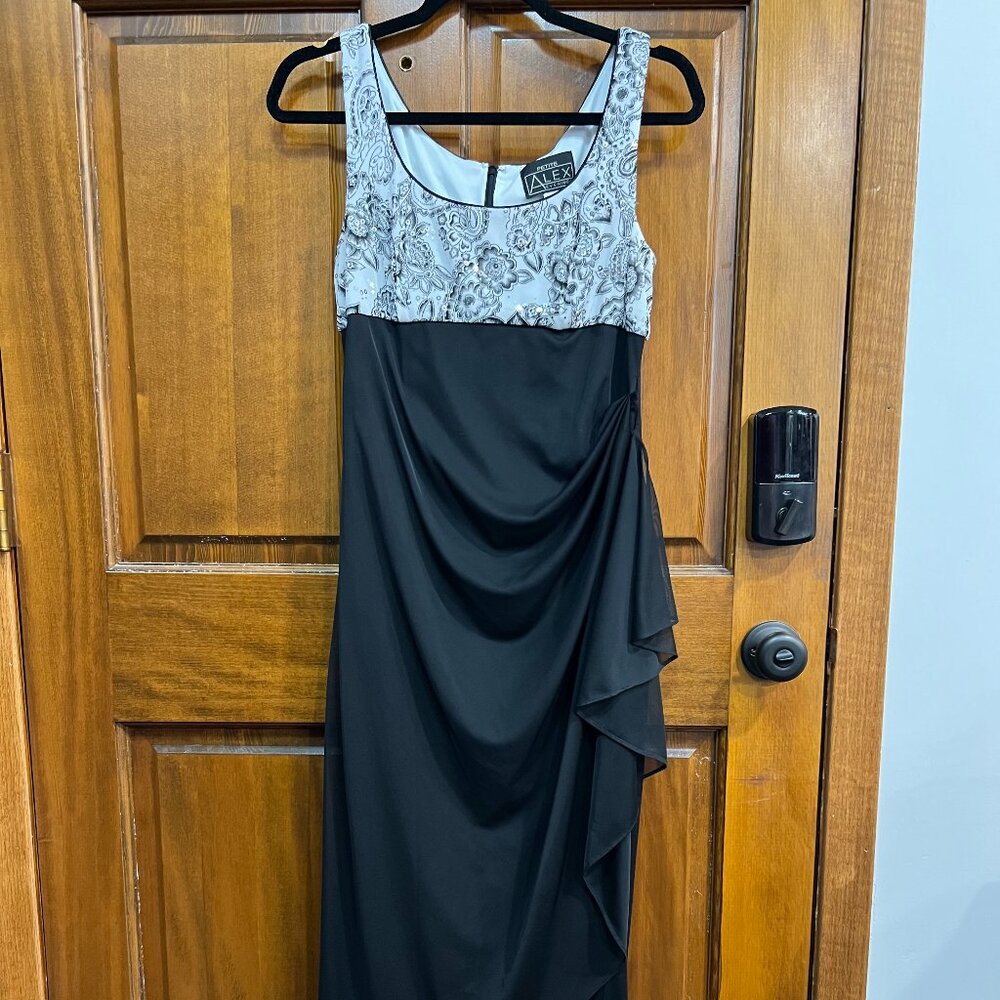 Alex Evenings - Black and White Dress - 10 Petite